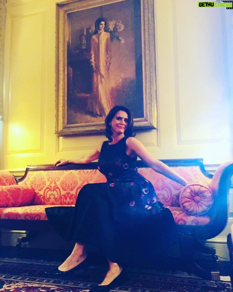 Amy Landecker Instagram - First Lady Portraits from the Transparent visit to the White House during the Obama Era. It was a time of incredible progress that was followed by a swift and cruel backlash taking away women’s rights, LGBTQ rights and affirmative action. But the progress was real and right and we must fight for that long arc to bend towards Justice. @harinef @tracelysette @zackarydrucker #vote #freedom