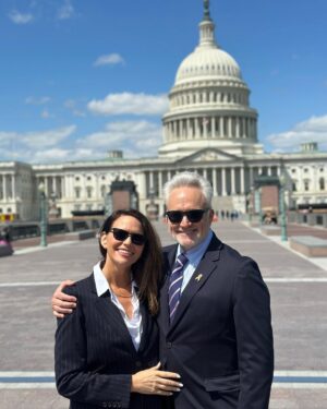 Amy Landecker Instagram - An Incredible Day in DC for The Summit For Religious Freedom hosted by @americansunited The separation of church and state is essential to democracy and freedom and equality. Tell your Senators to support the Do No Harm bill to protect all of us from the dangerous erosion of that separation. #onenationallbeliefs