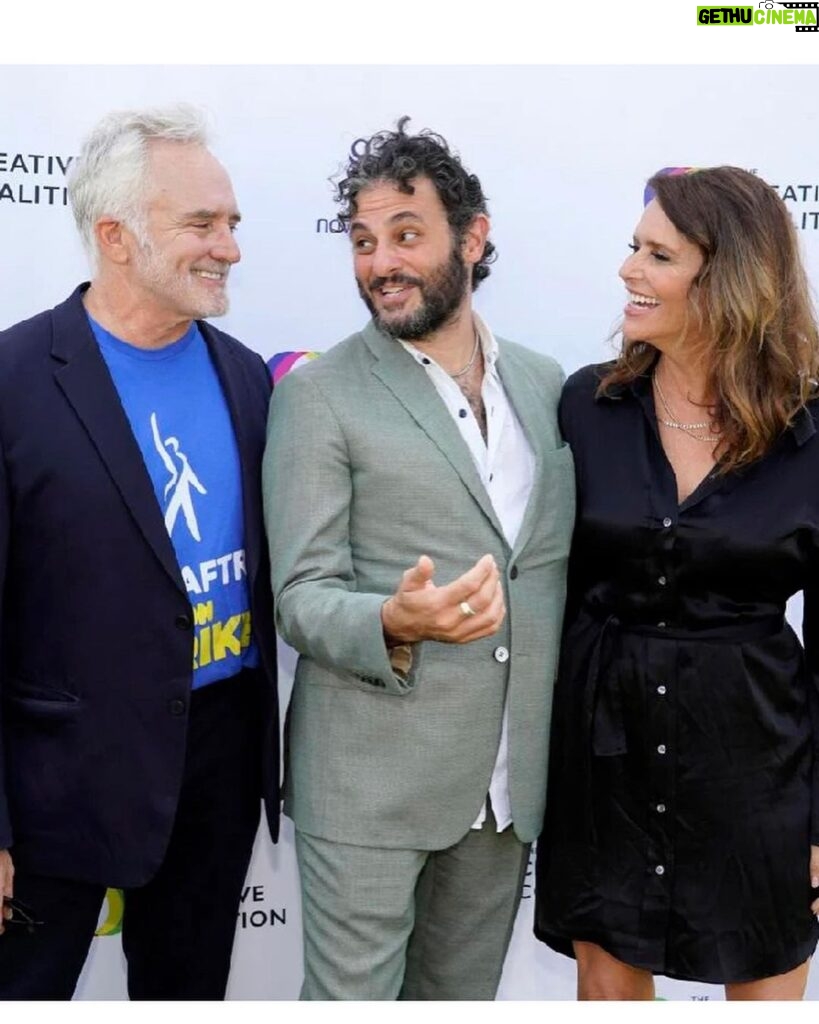 Amy Landecker Instagram - What a joy to watch my husband give my dear friend @arianmoayed a humanitarian award at the @thecreativecoalition luncheon yesterday. I have been friends with Arian and his wife @krissyshields since our theater days in Chicago and it felt so full circle to watch him be honored for his incredible career but more importantly his incredible activism, particularly with @waterwelltheater in NY. The Creative Coalition is all about keeping art accessible to everyone and I know no one who walks the walk more than Arian. Congrats!