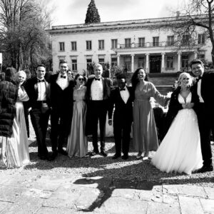 Amy Pemberton Instagram - Bloomin’ laaarvely old time working with these beautiful humans. Really lucked out on this one 🥰 So incredibly grateful 🙏🏻@clare_niederpruem you rock my world ❤️ #thatsawrap #🇧🇬 #🇫🇷 Miss you all @ghaney22 @mallory_jansen @johnmacfilms @amandahblake @jaynewisener @joshuasasse @lachlannieboer @janisahern @euan_macnaughton @kristoffercarrillo @nancydarabennett @ralitsarothmakeup @nataliivanovaaa @makeup_by_gretastefanova @jefferybeach @brianna_beach_ @rothsposito @uselessfull_footage @l.orangutan @hallmarkchannel
