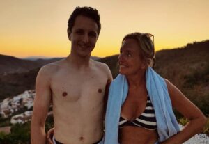An Swartenbroekx Instagram - Moeder en zo(o)n. 🥰
@tomddev