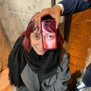 Ana Markl Instagram - "Tropeçavas nos astros desastrada".

Manhãs da 3 na Livraria Lello.

@antena3rtp 
@livraria.lello 

❤

📷 @catarinapeixoto.mov e @wandson