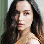 Ana de Armas Instagram - 🧡 @louisvuitton 🧡