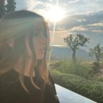 Ana de Armas Instagram - Bye Greece, you are stunning. ✨ Thanks @louisvuitton for making this experience so wonderful! 🫶🏻 Looking forward to our next adventure.