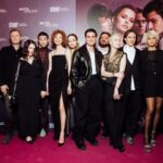Anastasia Krylova Instagram - Невероятная команда профессионалов! Сериал о тоске по настоящей любви, как сказала прекрасная @d_moroz Смотрите «Жить жизнь» с 13 апреля на @start.ru @sosnovayaya @slaviklisnevskiy #режиссерартемаксененко #житьжизнь