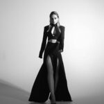Anastasia Krylova Instagram - 🖤 Актриса театра и кино Анастасия Крылова @anastasiya_krrr Фотограф Эдуард Григорян @grigorian_photo Стилист Натали Юрковская @natali.yurkovskaya Визажист Анастасия Ботко @botko_makeup Москва • Moscow