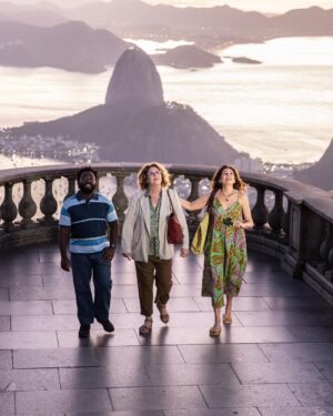 Andrea Frigerio Instagram - A partir de hoy en @starplusla pueden ver
 How To Be a Carioca
Una serie filmada íntegramente en #RiodeJaneiro
Historias de vida en una de las ciudades más lindas del mundo
El primer capítulo protagonizado por 
@soyverollinas
@seujorge , @douglassilva y yo es divertidísimo y emotivo a la vez .
Dirigido por @carloshsaldanha 
Gracias a Brasil y a los Cariocas por recibirnos tan amorosamente
#HTBAC