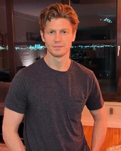 Andrew Francis Instagram - Got some pretty exciting news!!! 🎉 Soon, I’m going to be throwing @zendenmeditation + @everythingspiritual retreats in some of the most beautiful destinations in the world! Before I lock down where we’re headed first, I need your help!! Please head to the link in my bio to take part in a quick 1 min survey to help us choose our very first destination! . . #manifestation #retreat #healingretreat #reiki #soundbath #soundhealing #manifest #dreamcometrue #meditation #yoga #breathwork #psychic The World