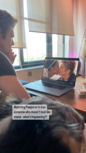 Andrew Francis Instagram - Spirit is very confused 😂 @realandrewfrancis @mariesacrouse 

Who’s watching @chesapeakeshorestv 🎉❤️

Episode 1 of its final season! 🥲 Catch them every Sunday! 

.
.
#chessies #chesapeakeshores #tvshow #hallmarkchannel @hallmarkchannel