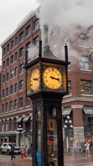 Andrew Francis Instagram - Things to see while visiting #Vancouver #Canada 🇨🇦

.
.
.
#gastown #steamclock #yvr #vancity #touristattraction #tourist #trending #funny #contentcreator #influencer #vancouverinfluencer #creator #yaletown #vancouvercanada