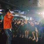 Andy Ko Instagram - 看來海報還是沒帶夠🥲😂 平鎮高中你們的熱情和反饋我都收到了🫶🏻❤️‍🔥❤️‍🔥 今天還把隨身帶的EP都送完了😂 看來是否辦個抽獎好！？ @outfitstudio_tw @outfitstudio_taipei