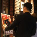 Andy Ko Instagram - 新歌老歌我都唱，歌手主持我都做⋯ 這次策劃臨風之夜從設計海報列印到喬店家樂隊時間通通自己來，因為沒有好處的情況下不會有人幫你實現夢想，但還是很慶幸有這麼多人挺我，讓我有個順利的開頭，接下來的行程感覺會很好玩，也有更多機會見面啦🤩🤙🏼🤙🏼 📸: @wooyu_milk Outfit: @outfitstudio_taipei @outfitstudio_tw