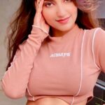 Angel Rai Instagram - Raja banke aana re ♥️ #foryou #love #angelrai #trending #viral #dance #fun