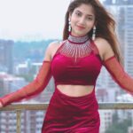 Angel Rai Instagram - Mutiyare ni ♥️🔥 #MutiyareNi ❤️‍🔥 @gippygrewal @thehumblemusic @believeasd #foryou #trending #angelrai #wings #fun #love #punjabi