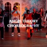 Angel Theory Instagram - Alright Alrighttt here’s last weeks bag🔥 -Ms.Monet done sprinkled something on this track cause the way it had us all vibin out mannnn 💯😮‍💨 Thank you to everyone that popped out and turnt up with me! 🧠- @angel_theory 🎤- @victoriamonet 🎶- Alright Dancers in video- @xo.__alicia @iamcaray @trulydayzz @angel_theory @casandra0901 @bhaluz (if you see someone that isn’t tagged comment their @ plz ☺️) -Teaching this combo once more on Saturday 11/15 @gramercydancestudios 7pm‼️✨ (DM, Order tickets online via gramercy website to reserve your spot) or pay at the door. #angeltheorychoreography #victoriamonet #hiphop #r&b #gramercy #dance #newyorkcity #dancers #alright New York City