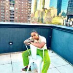 Angel Theory Instagram - 💚🤌🏽 Feeling Gouda Hair- @thekelicollection Stylist- your grandmama Taken by📱- @shemarvst #NYC Pluto