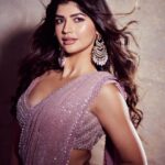 Anjini Dhawan Instagram - ✨ @sawangandhiofficial 🌸 @alistclub @dieppj 📸