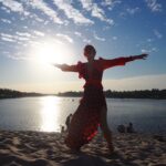 Anna Brewster Instagram - And that's a wrap. 4 and a half months of Love, laughing, singing, dancing, road trips, food and work..... and more laughing. I go back to England different, somehow healed from things I've been carrying for years. I am in love with every single person on this job, it's been a ride and I don't want to get off but all things come to and end. Thank you to @armandobo for trusting me with Faye- and taking a chance on the English girl from so far away, and @luci_lenox for your support ❤️ @albanojeronimooficial for making me laugh every single day, I am in awe of your talent @veroschliemann for being my sister and teaching me so much. @daniela_thomas_ to end this project with you is incredible you are just the most wonderful kick ass female, I love you. @alvarobrechner @danirez we did come fucking cool shit along the way also. @primevideolat @gaumont_ @saladounltd @pbelch @ccgabelaa WE DID IT! I am a happy girl 🧡 #elpresidente