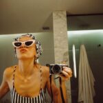 Anna Brewster Instagram - Quarantine Day 1, 2 baths, one gym session, 2 eps of MAFS, 4 outfit changes, a burger, ZERO Cigarettes 🇺🇾 Montevideo, Uruguay