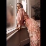 Anna Brewster Instagram - 💗 @huishanzhang 💗