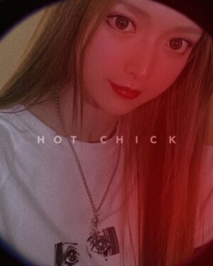 Anna Kay Instagram - So scared…What happened？Half entertainers was disappeared of entertainment industry when I wake up,recently. I want to leave🤔