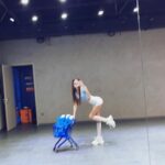 Anna Kay Instagram - 💙🤍