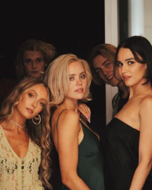 Annalisa Cochrane Instagram - whānau