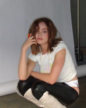 Annalisa Cochrane Instagram - bts by @ali.scharf & her trusty point & shoot