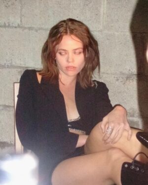 Annalisa Cochrane Instagram - bts by @ali.scharf & her trusty point & shoot