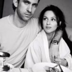 Annet Mahendru Instagram - Happy Family time from ours to yours! Exclusive Interview about our film Manifest West:: https://www.thebaremagazine.com/home/annet-mahendru-and-louie-gibson >>>>>available on all platforms 🥸 #thanksgiving