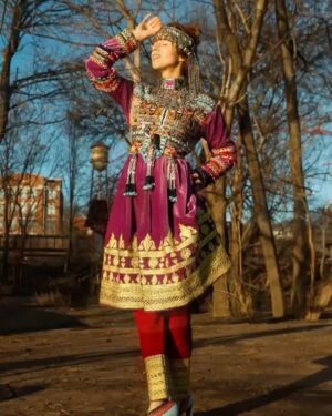 Annet Mahendru Instagram - Grab your copy @arianathejournalist 🇦🇫A hearty collaboration with my husband @louieggibson 📷 Designer @alaiynas_collection 👚