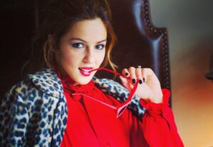 Annet Mahendru Instagram - red is my new color.