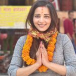 Antara Biswas Instagram - “ Maa Bageshwori Mandir “ 🛕 Darshan Karne Ka Soubhagya Prapt Hua… 🙏🙏🙏 … #feelingblessed #jaimatadi #nepalganj Thank You @iamrealmohitofficial for making the visit happen so nicely 🙏🙏🙏