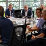 Anthony Albanese Instagram – It’s been a long summer for Queensland’s emergency workers and volunteers.

As flooding continues, I’m here at the State Disaster Coordination Centre to listen and say thank you.

Roads are still flooded in parts of South East Queensland. Lockyer Valley, Moreton Bay and the northeast suburbs have been hit the hardest.

Locals should keep up to date with the latest advice from local authorities and stay safe.

— 
With: @stevenmilesmp, @murraypwatt, @anikawellsmp Brisbane, Queenland, Australia