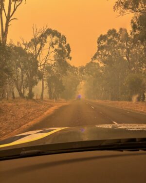 Anthony Albanese Instagram - Thinking of all Victorians as you again face extreme weather and bushfires. 

At least two fires burning around the Grampians National Park are threatening homes and lives.  
Follow @vicemergency for the latest information.

Please stay safe, and follow the advice of local authorities.