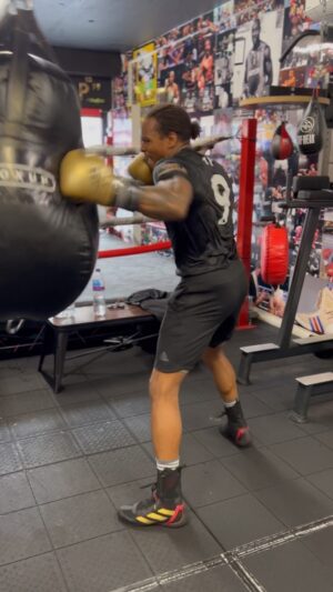 Anthony Yarde Instagram - Sound effects 💣