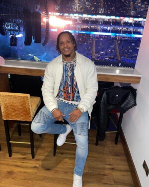 Anthony Yarde Instagram - 2 hour epic performance 👏🏽
@chrisbrownofficial 
#UnderTheInfluence