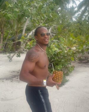 Anthony Yarde Instagram - 🌴 🌊