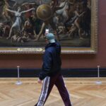 Antoine Goretti Instagram - Une œuvre d’art & un tableau. Musée du Louvre, Paris