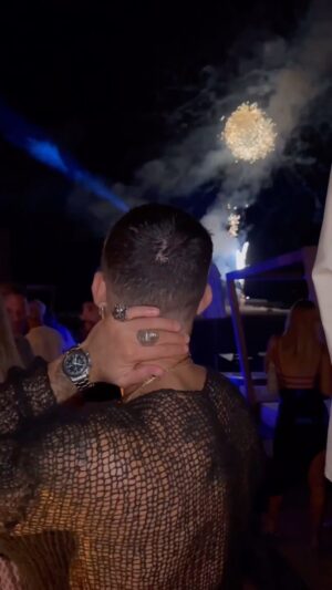 Antoine Goretti Instagram - I am a fireworks 💥 

#trend #trending #sweetbutpsycho