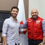 Antonio Andrés Rosello Instagram – ¡Soy el nuevo embajador de la Cruz Roja Panameña! 

El día de ayer tuve una reunión con su presidente Elias Solís González y me enorgullece ser seleccionado para ser la cara de la Cruz Roja Panameña. 

“Sostuvimos un interesante diálogo sobre su trayectoria profesional, sus valores y su vinculación con el voluntariado, el liderazgo y la solidaridad. Al mismo tiempo, hablamos sobre los principios fundamentales, los programas y las acciones de la #CruzRoja en favor de las personas más vulnerables.”

Estaré participando en varias labores con fines sociales, mediáticas, y apoyando los planes de crecimiento de la Cruz Roja en el país y el mundo en su misión humanitaria. 🙌🏻🇵🇦🌎❤️

#UnaCruzRojadeTodos #EstamosParaLasPersonas 

🇺🇸: I am the new ambassador for the Panamanian Red Cross!

Yesterday, I had a meeting with its president Elias Solís González, and I am proud to be chosen as the face of the Panamanian Red Cross.

“We had an interesting dialogue about his professional journey, his values, and his connection with volunteering, leadership, and solidarity. At the same time, we talked about the fundamental principles, programs, and actions of the #RedCross in favor of the most vulnerable people.”

I will be participating in various social tasks, media roles, and supporting the growth plans of the Red Cross in the country and the world in its humanitarian mission. 🙌🏻🇵🇦🌎❤️

#OneRedCrossForAll #WeAreHereForThePeople

@elias.solisgonzalez @hennessyw14 

#redcross #redcrossyouth #redcrossvolunteer #redcrossday #redcrosssociety #redcrosspanama #cruzrojasiempreestá #cruzroja #cruzrojaresponde #cruzrojainternacional #redcrossinternational #cruzrojajuventud #cruzrojasiempreestá⛑️❤️ #cruzrojapanameña #cruzrojapanama Panama City, Panama