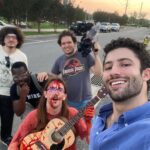 Antonio Andrés Rosello Instagram - Fotos del corto que escribí y dirigí. ¡Comenten si quieren verlo! 🎥 “Una Melodía para Morirse” (A Tune to Die For). 🩸🎶 Un poquito del detrás de camaras y del super equipo que muy generosamente me regaló su tiempo para formar parte. You guys rock! 🤘🏻 @boardgamephoto @shutterpopphoto @aqua.tarkus @bigfootanon @tigert242 @shoreyourtyler Lo escribí, organicé, y grabamos en menos de 12 horas. 😮‍💨 Tengo una versión borrador del corto que editamos esa misma noche y espero tener la versión final pronto. ¿Quieren verlo cuando esté listo? 👀🙌🏻🎬🩸 #bts #behindthescenesactor #itsawrap #itsawrap🎬 #cine #cortometrajes #cortometraje #cortometraje🎬 #cortometrajeespañol #cortometrajedeterror #cortometrajeficcion #cortometrajedeficción #cortometrajeterror #cortometrajes🎬 #cinelatino #directorcine #detrásdecámaras #detrasdecámaras #esunwrap Tallahassee, Florida