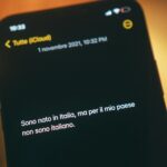 Antonio Dikele Distefano Instagram - Oggi vi volevo raccontare una storia, la mia. Io sono nato in italia 29 anni fa, ma non ho la cittadinanza italiana. Sono nato a Busto Arsizio, ho fatto tutte le scuole qui, sono uno scrittore, scrivo per Rizzoli, ho aperto una società ma sono comunque considerato uno straniero. Nonostante io sia italiano, secondo la legge non lo sono. In tasca porto con me un passaporto angolano e per rimanere qui ho un permesso di soggiorno. Da quando sono piccolo tutti i giorni mi sono trovato a dover combattere contro una burocrazia che sembra formata solo da nodi difficili da sciogliere.  Ci sono anche altri criteri a cui magari uno non pensa: per esempio un cittadino straniero è soggetto in qualsiasi momento alla possibilità di essere espulso. A volte penso a tutti quei ragazzi che non hanno un lavoro e sono ostaggi della bossi fini. Ostaggi della retorica e di chi parla di Ius Soli sportivo. Come se la cittadinanza fosse qualcosa che mi devo meritare, come se avessi bisogno di vincere un oro olimpico o di salvare un gatto da un albero per potermi sentire italiano Se nasci in Italia, sei italiano no? A prescindere se sei un atleta pluri-medagliato o un semplice impiegato. Sono italiano anche se non ho fatto nulla per meritarmelo. Perché ‘’essere italiani’’ non è una cosa che puoi meritarti, o meno. Perché se io devo meritarmi di essere italiano e un altro invece lo è di diritto, come posso dire che non ci sono disuguaglianze? Come posso dire che il mio paese non è razzista?