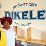 Antonio Dikele Distefano Instagram - Lei è mia madre. Oggi abbiamo finalmente aperto la nostra prima attività insieme in Angola. “Dikele Internet Cafe” è uno spazio ispirato al modello Starbucks dove i ragazzi delle scuole possono studiare, guardare la televisione via cavo e avere accesso a internet di fronte ad un succo e i dolci tipici angolani. Non so se si capisce dalla foto ma mamma è molto felice. Luanda, Angola