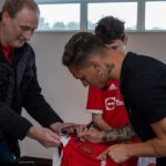 Antony Instagram - Great to spend time with some inspirational fans at my first Dream Day with @manchesterunitedfoundation !!! 🏴󠁧󠁢󠁥󠁮󠁧󠁿🙏🏼 @manchesterunited