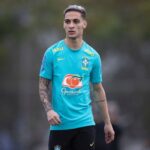 Antony Instagram - 🇧🇷✅ @cbf_futebol . 📸 @lucasfigfoto