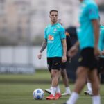 Antony Instagram - 🇧🇷✅ @cbf_futebol . 📸 @lucasfigfoto