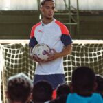 Antony Instagram – @antony00 sending a message home. Where the beautiful game inspires and gives hope to all ⚽🇧🇷

#ItAllStartsWithADream