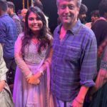 Anu Anand Instagram - A day to remember for the rest of my life 🤍🧿 VIDHYASAGAR LIVE IN CONCERT 🤍 . . . #anuanand #anuanandsupersinger8 #vidhyasagar