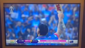 Anupam Kher Instagram - और ऐसे रचा @virat.kohli ने इतिहास।और हम सब भारतीय गर्व से प्रफुल्लित हुए! जय हो! ज़िंदाबाद!! ❤️👏🇮🇳🇮🇳 #WorldCup2023 #Cricket